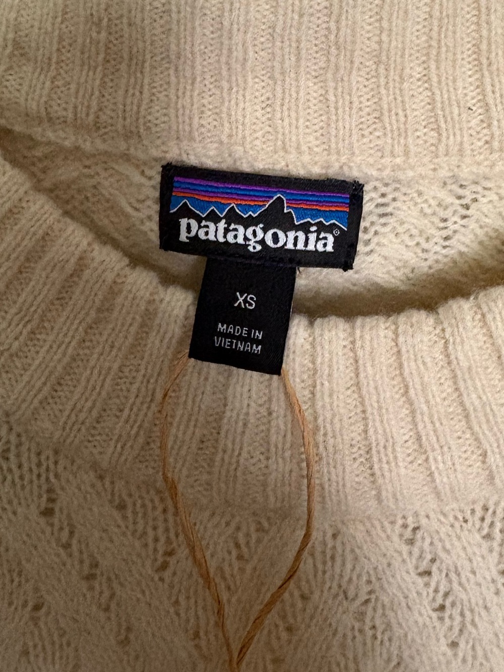 NWT Patagonia Women's Recycled Wool-Blend Crewneck Sweater. Size XS. - Picture 6 of 7